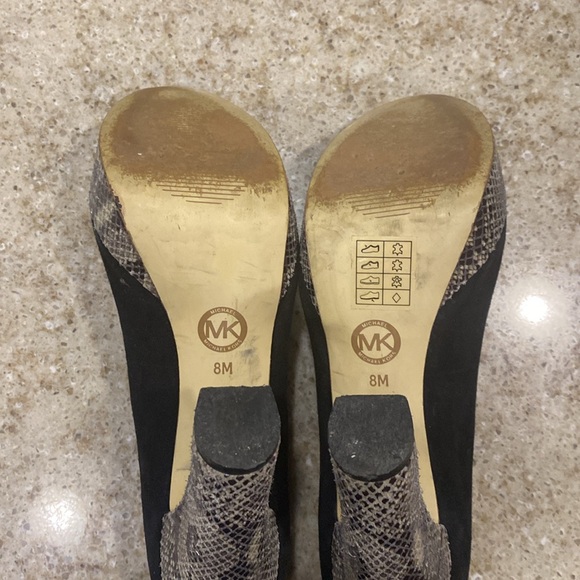 Michael Kors Black Suede and Snakeskin Platform Block Heel Size 8 - Picture 7 of 9